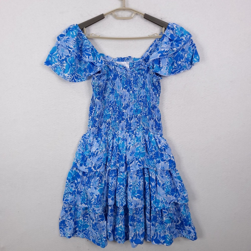 Walker & Wade Mini Dress Womens M Blue Floral Smocked Tiered Ruffle Bali Rayon